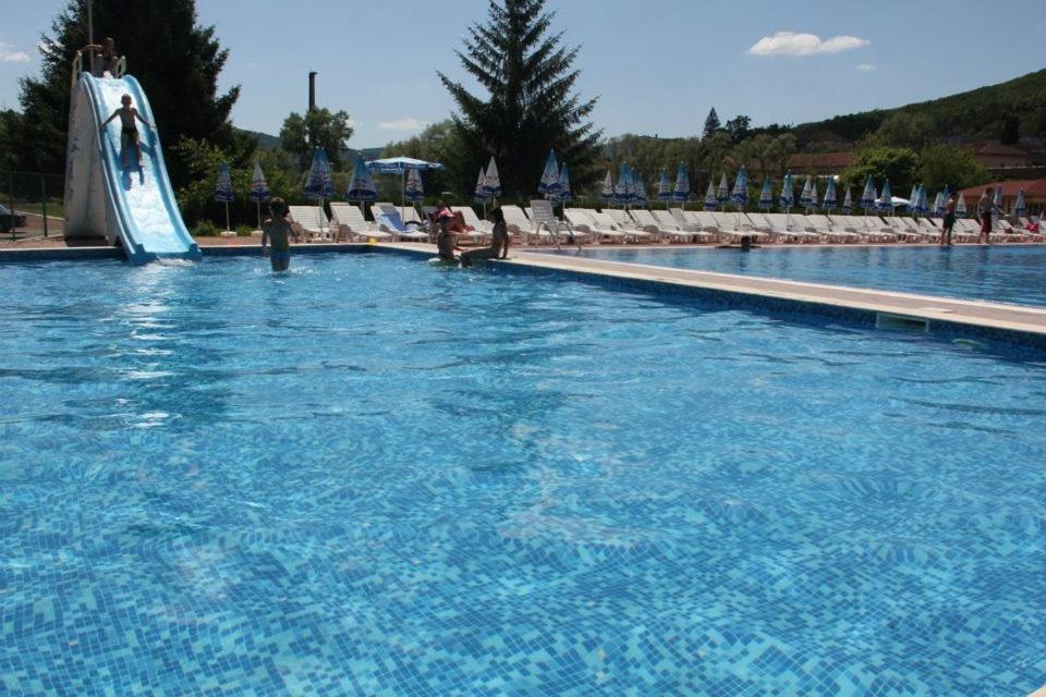 Park Hotel Drjanovo Kültér fotó